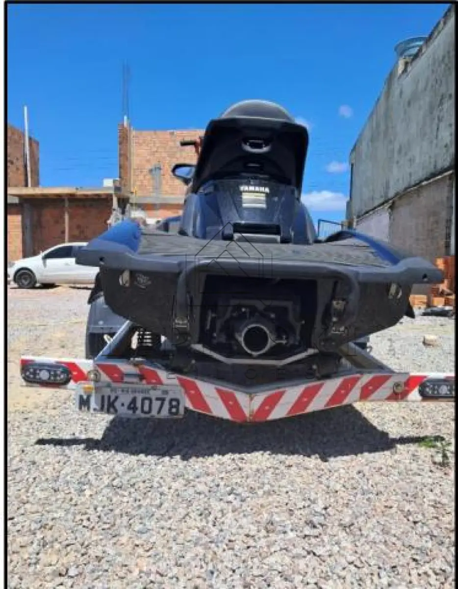 LOTE 001 - VEÍCULO REB/PIRAMIDE PRB500