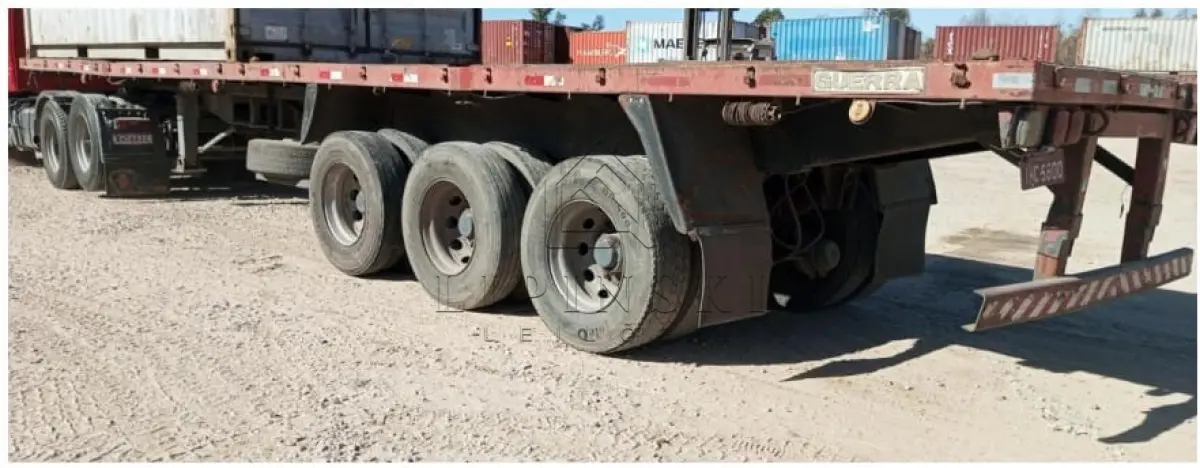 LOTE 003 - SEMI-REBOQUE