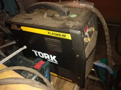 LOTE 001 - MÁQUINA DE CORTE A PLASMA