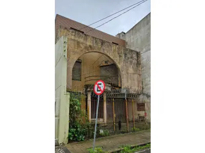 LOTE 000 - Casa de Alvenaria